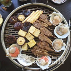 清真九千歲大咖生猛烤肉與雨軒齋清真食品 蘭州美食的獨(dú)特體驗(yàn)